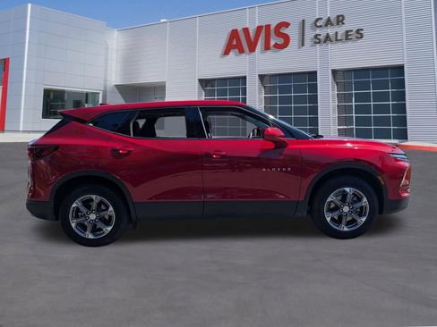 Used 2025 Chevrolet Blazer LT AWD/4WD image 5
