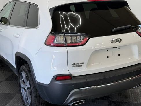 Used 2019 Jeep Cherokee Limited AWD/4WD image 7