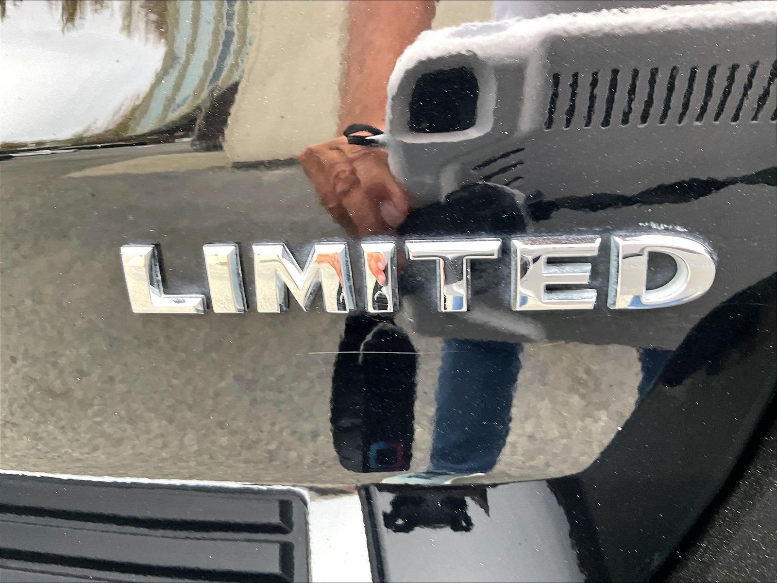 Used 2019 Jeep Grand Cherokee Limited w/ Luxury Group II AWD/4WD image 7