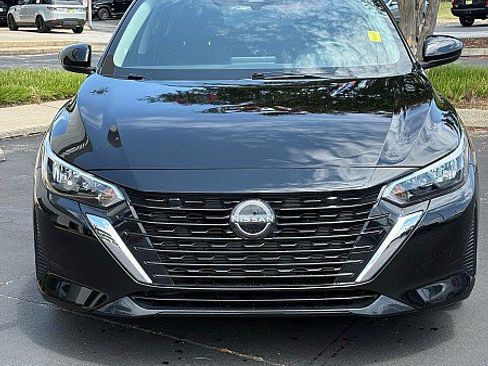 Used 2024 Nissan Sentra S FWD image 1