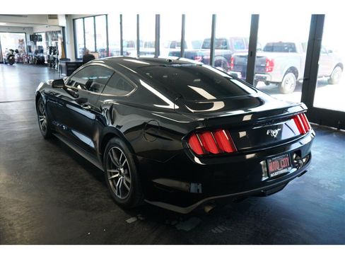 Used 2016 Ford Mustang Premium RWD image 5