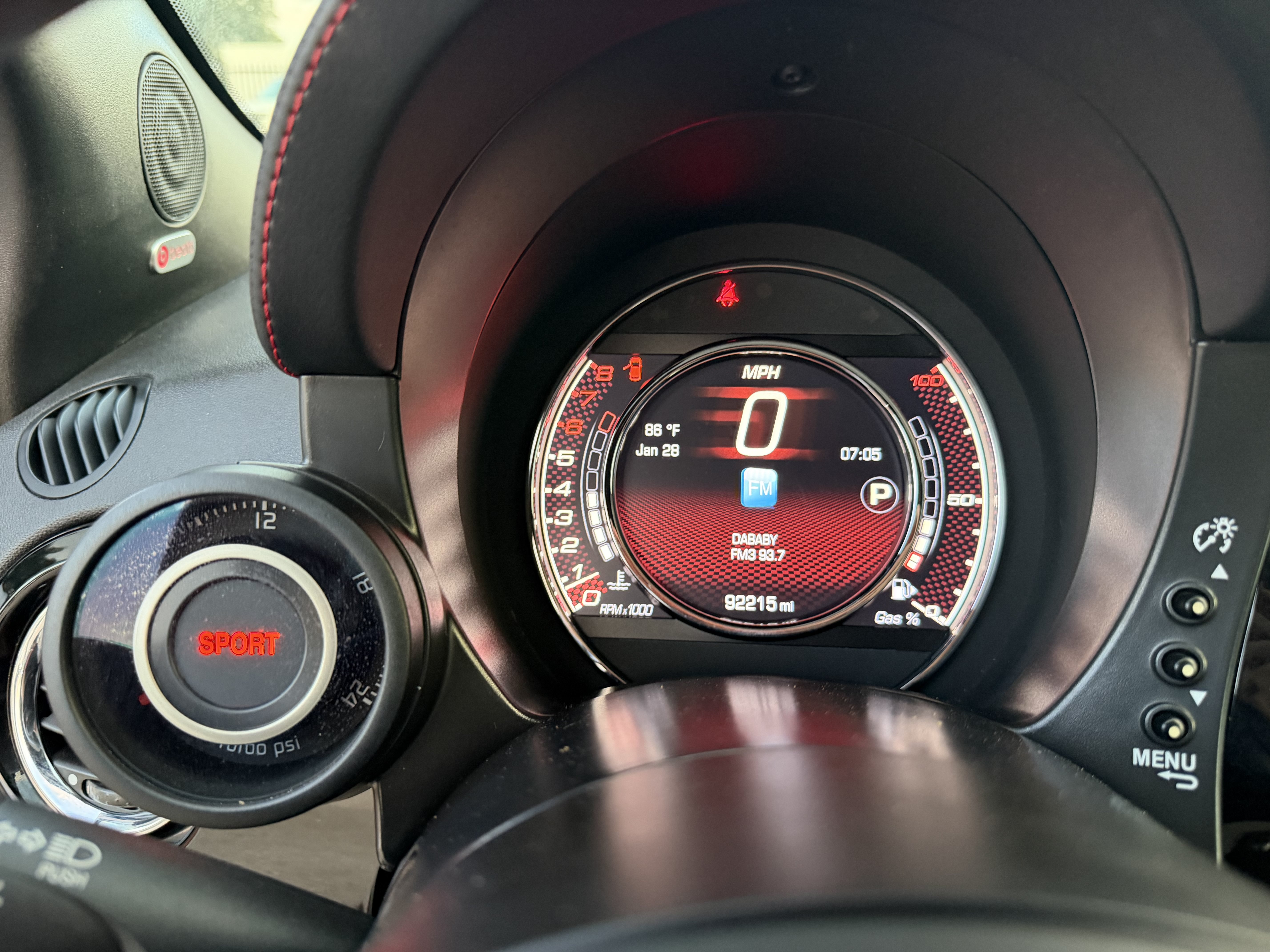 Used 2015 FIAT 500 Abarth w/ Beats Audio Package FWD image 26