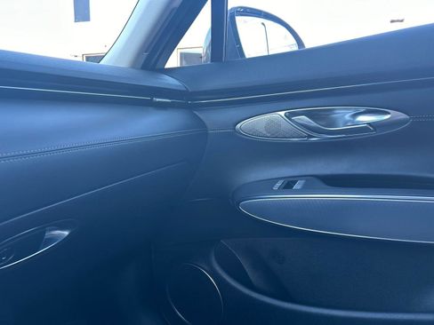 Used 2023 Genesis GV70 2.5T w/ Select Package image 20