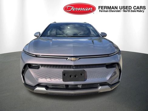 Used 2025 Chevrolet Equinox EV LT image 8