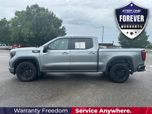 Used 2023 GMC Sierra 1500 Elevation RWD image 3