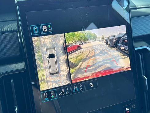 New 2026 GMC Acadia AT4 AWD/4WD image 22