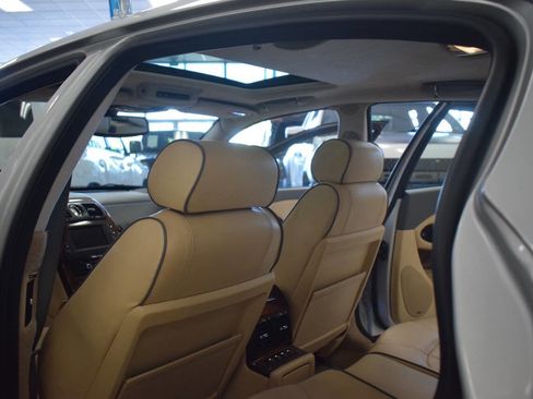 Used 2011 Maserati Quattroporte S RWD image 70