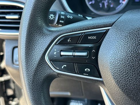 Used 2020 Hyundai Santa Fe SE FWD image 23