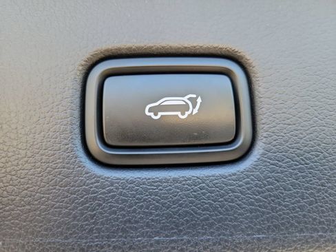 Used 2024 Hyundai Palisade SEL FWD image 11