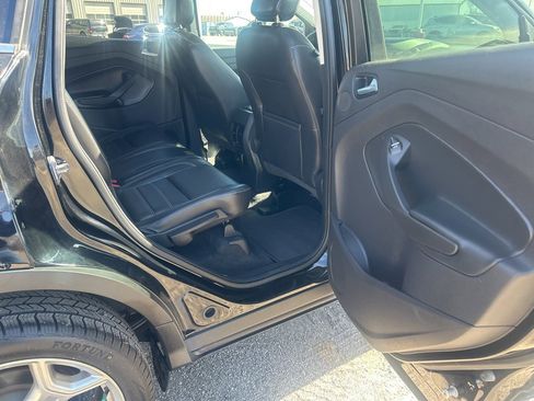 Used 2018 Ford Escape Titanium image 23