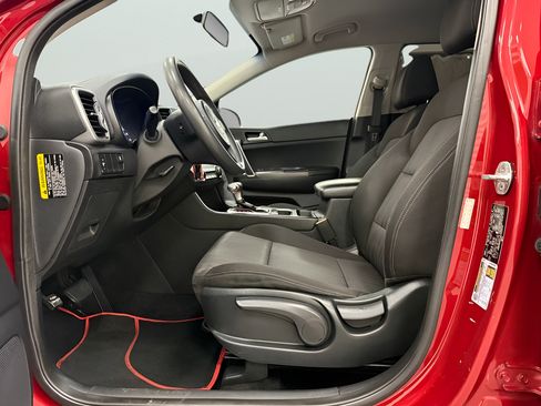 Used 2017 Kia Sportage LX FWD image 11