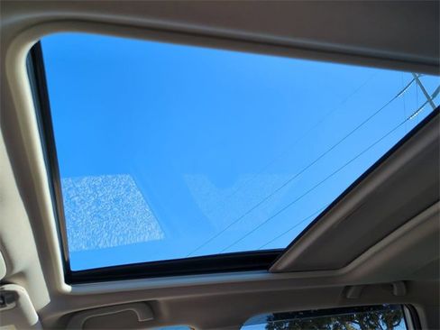 Used 2019 Subaru Forester Premium image 23