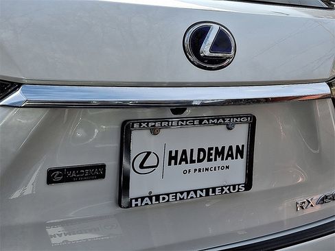 Used 2018 Lexus RX 450h AWD image 29