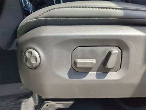 New 2025 Jeep Wrangler Rubicon image 21