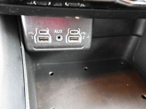 Used 2023 Dodge Durango GT RWD image 9