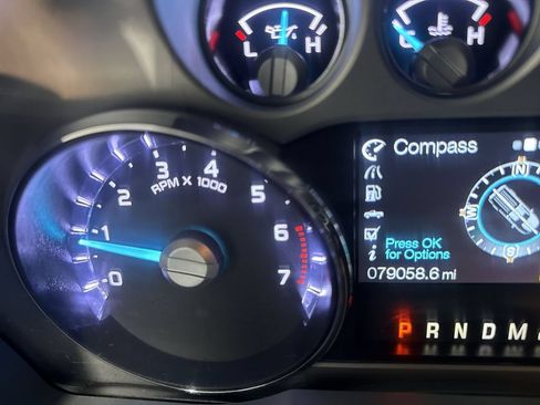 Used 2015 Ford F250 XLT w/ XLT Premium Package RWD image 12