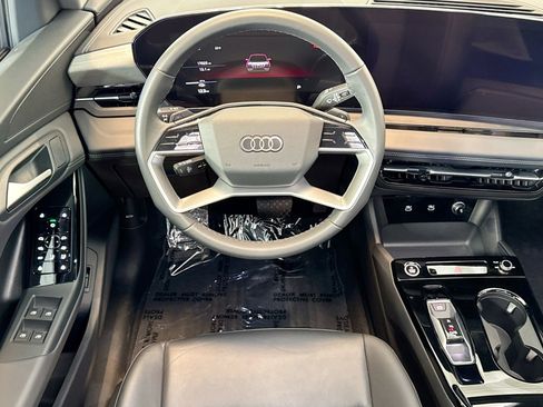 Used 2025 Audi Q6 e-tron Premium w/ Convenience Package image 20