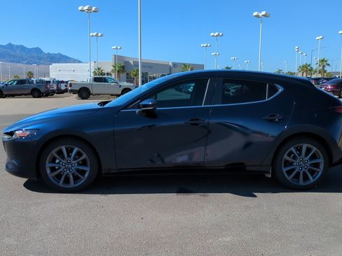 Used 2023 MAZDA MAZDA3 s image 6