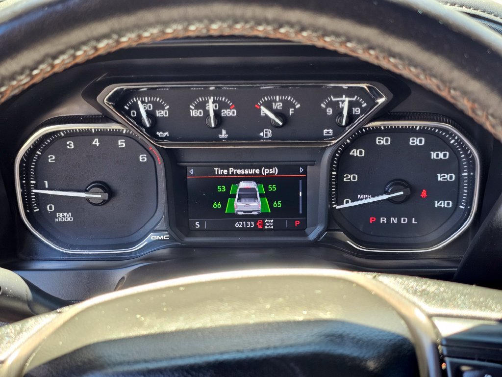 Used 2022 GMC Sierra 2500 AT4 w/ AT4 Preferred Package AWD/4WD image 15