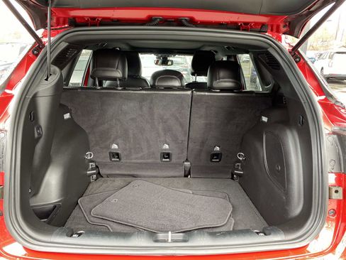 Used 2022 Jeep Compass Limited w/ (RED) Package image 6