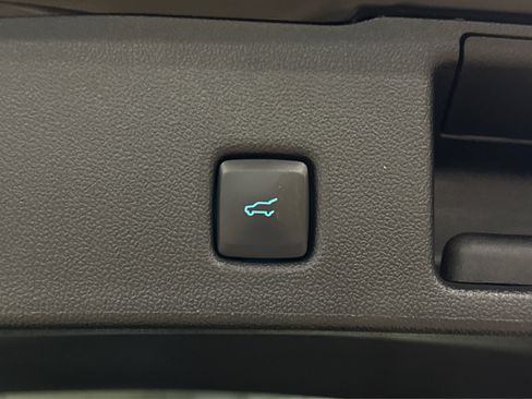 Used 2024 Ford Escape Platinum AWD/4WD image 48