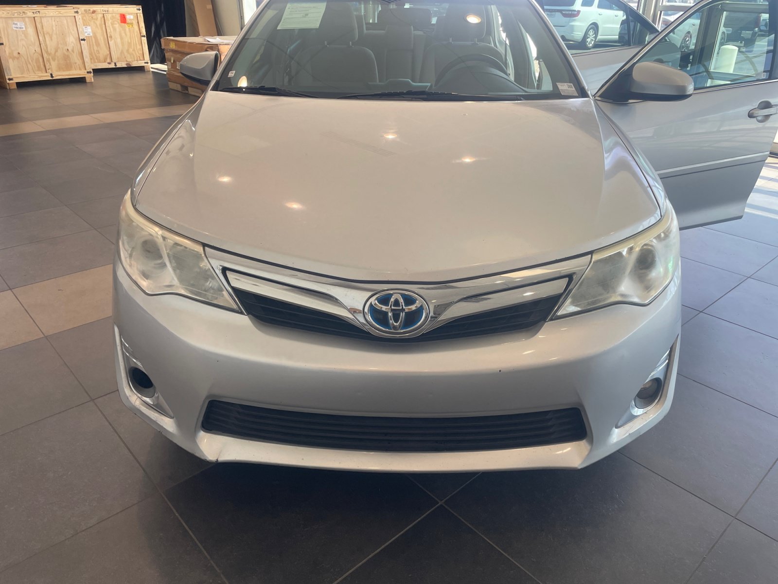 Used 2013 Toyota Camry XLE w/ Convenience Pkg FWD image 21