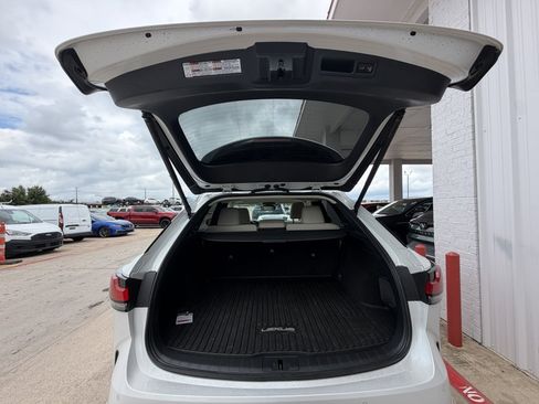 Used 2023 Lexus RX 350h w/ Accessory Package (A2) AWD/4WD image 3