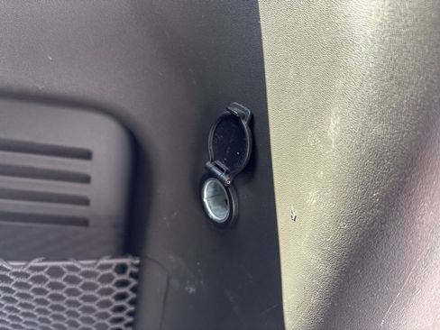 Used 2015 Nissan Xterra S w/ Value Package image 23