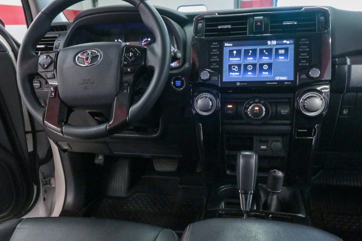 Used 2021 Toyota 4Runner Venture AWD/4WD image 25