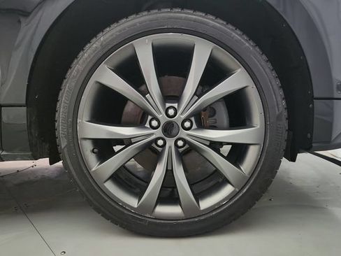 Used 2018 Ford Edge Sport w/ Equipment Group 401A AWD/4WD image 37
