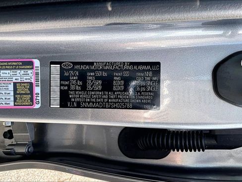 Used 2025 Genesis GV70 2.5T AWD/4WD image 19