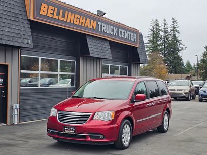 Used 2016 Chrysler Town & Country Touring w/ Driver Convenience Group