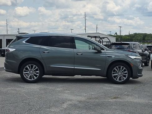 Used 2023 Buick Enclave Avenir w/ Avenir Technology Package FWD image 6