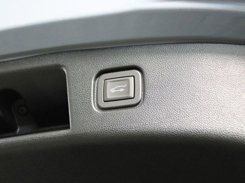 Used 2025 Honda Prologue Touring image 39