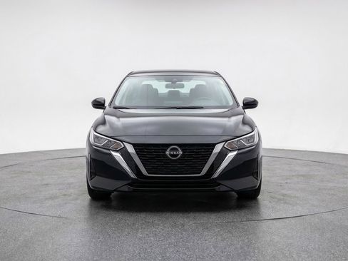 Used 2025 Nissan Sentra S FWD image 2