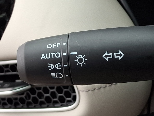 Used 2027 Honda HR-V EX-L image 25