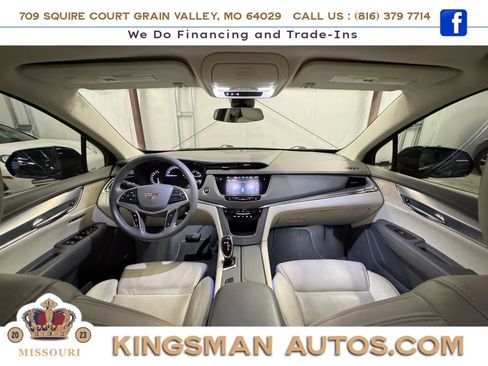 Used 2017 Cadillac XT5 Luxury w/ Driver Awareness Package image 24