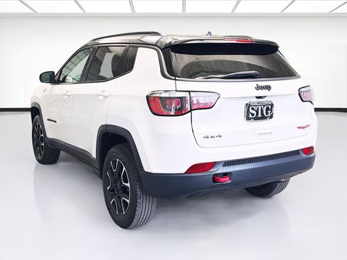 Used 2020 Jeep Compass Trailhawk image 6