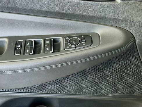 Used 2023 Hyundai Santa Fe SEL AWD/4WD image 18
