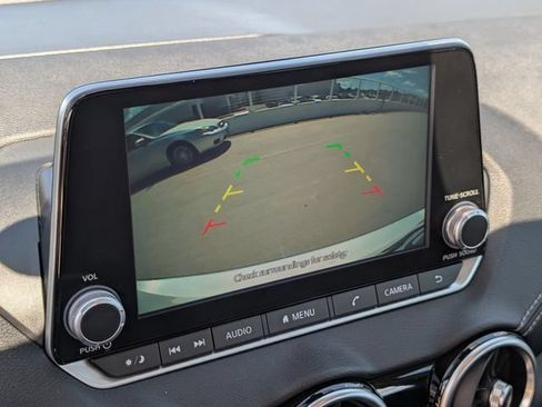 Used 2022 Nissan Sentra SV w/ Electronics Package FWD image 18