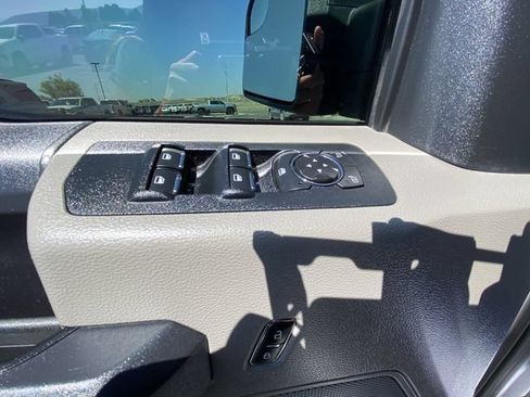 Used 2020 Ford F150 XL w/ Equipment Group 101A Mid AWD/4WD image 13