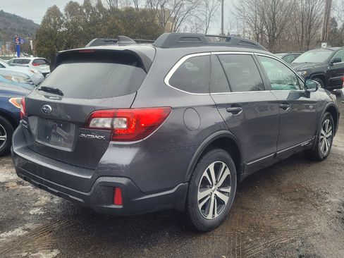 Used 2018 Subaru Outback 2.5i Limited image 8