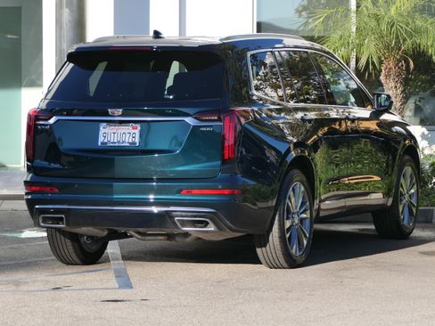 New 2025 Cadillac XT6 Premium Luxury image 6