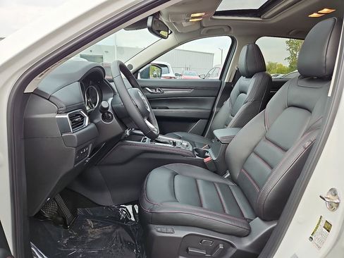 New 2025 MAZDA CX-5 Carbon Edition image 13