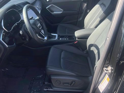 Used 2022 Audi Q3 2.0T Premium Plus AWD/4WD image 5