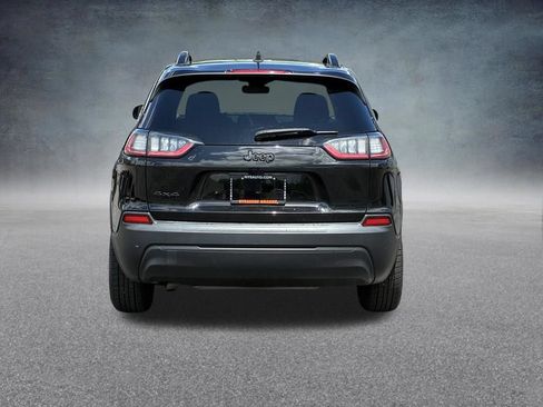 Used 2021 Jeep Cherokee Latitude AWD/4WD image 4