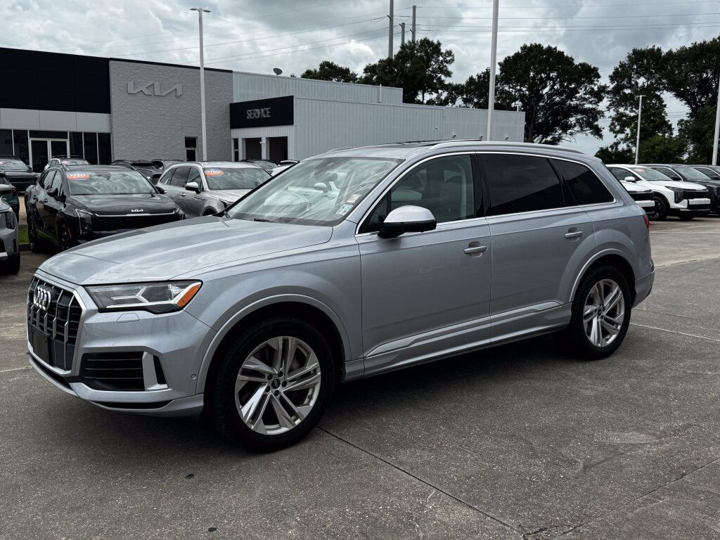 Used 2022 Audi Q7 3.0T Premium Plus AWD/4WD image 2