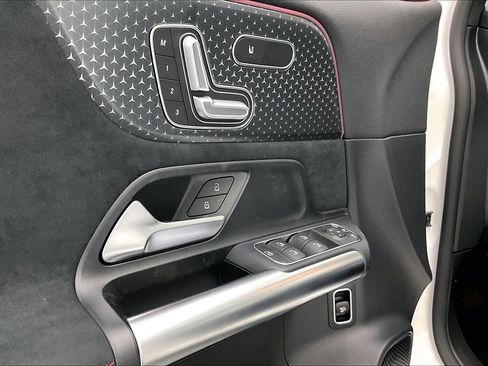 New 2026 Mercedes-Benz GLA 35 AMG 4MATIC image 14