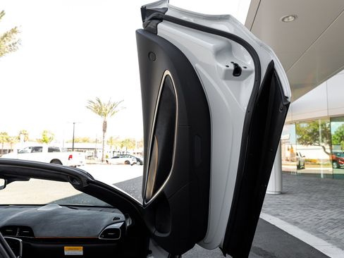 New 2025 McLaren Artura Spider image 46