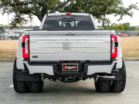 Used 2026 Ford F450 Platinum w/ Platinum Plus Package AWD/4WD image 11
